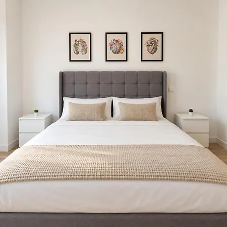 - Moderno - Espacioso - Wifi Apartment